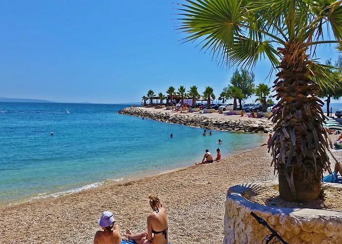 Гостьовий будинок Varos