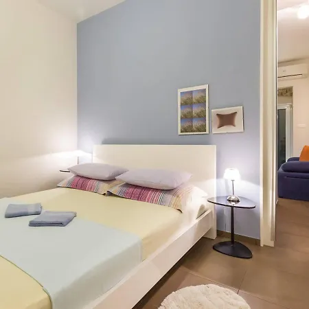 Guest house Varos